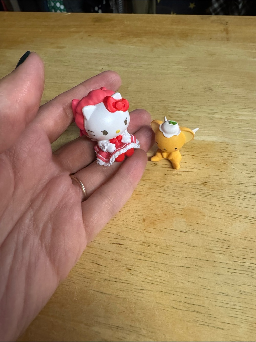 Hello Kitty Cardcaptor Sakura Figures - Picture 4 of 5